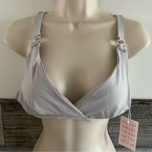 Dippin’ Daisy’s port triangle bikini top in stone gray size large NWT